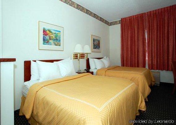 Comfort Suites Rochester Henrietta University Area Rom bilde