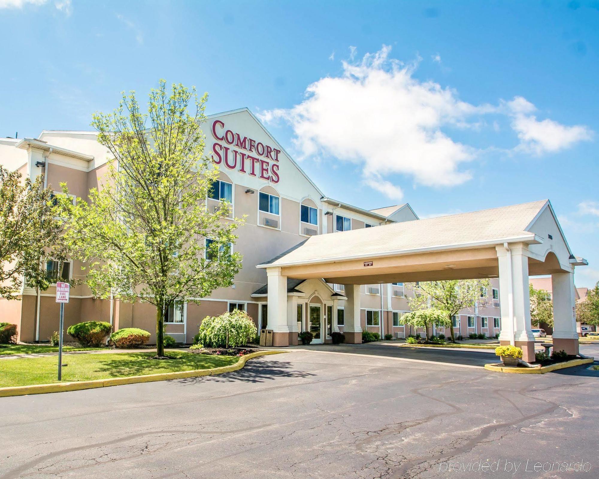 Comfort Suites Rochester Henrietta University Area Eksteriør bilde