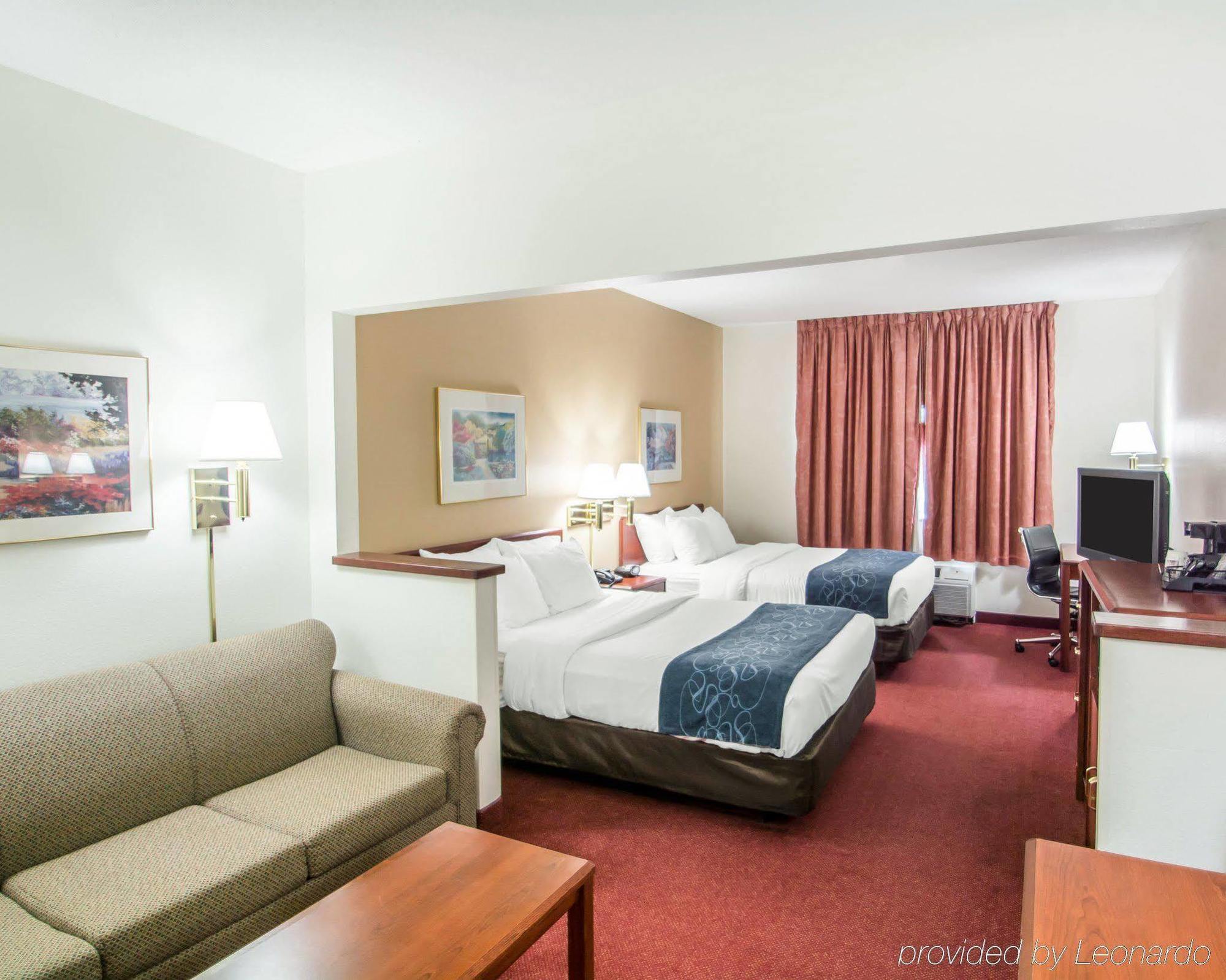 Comfort Suites Rochester Henrietta University Area Eksteriør bilde